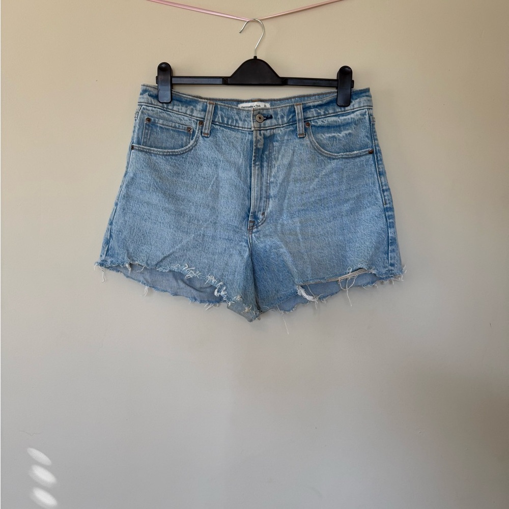 Abercrombie and Fitch - Denim Shorts - Size 31 - High Rise